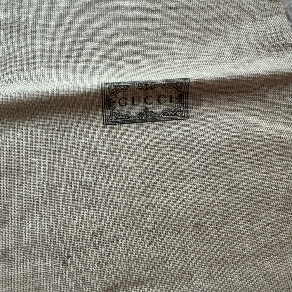 Gucci dust bag new shoes - Picture 2 of 2
